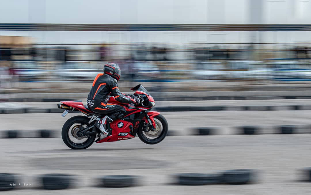 Car-&-Motorcycle10