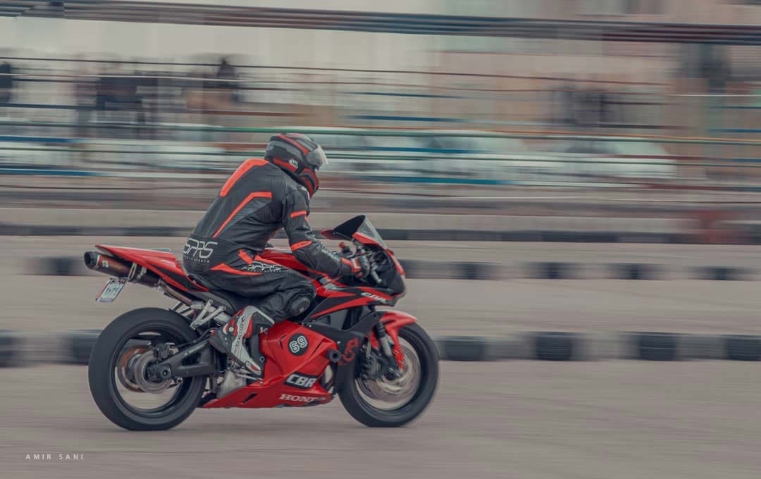 Car-&-Motorcycle25