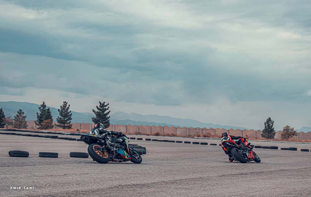 Car-&-Motorcycle26