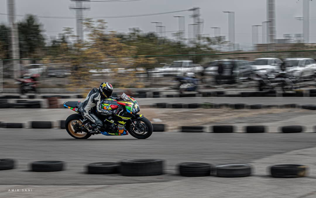 Car-&-Motorcycle4